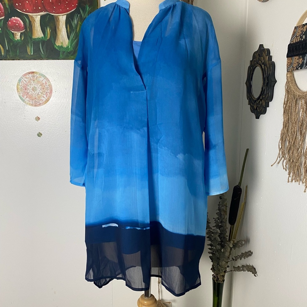 H by Halston NWOT never worn 2 piece summer blue ombre over shirt tank top M